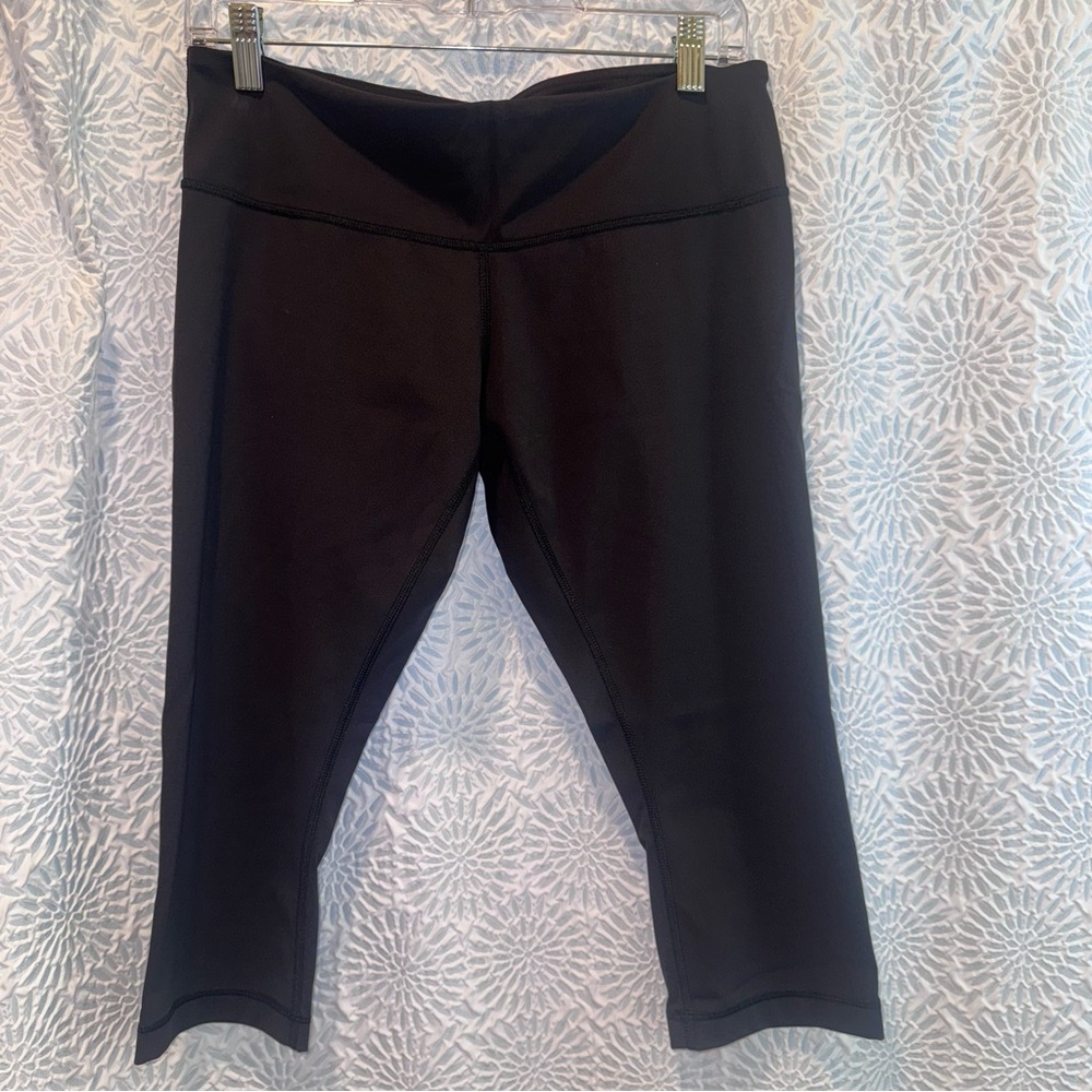 Lululemon Black Cropped Leggings